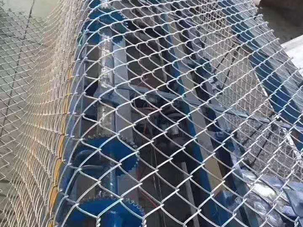 菱形勾花网围栏